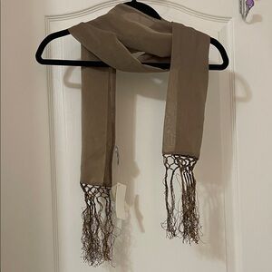 Echo scarf NWT